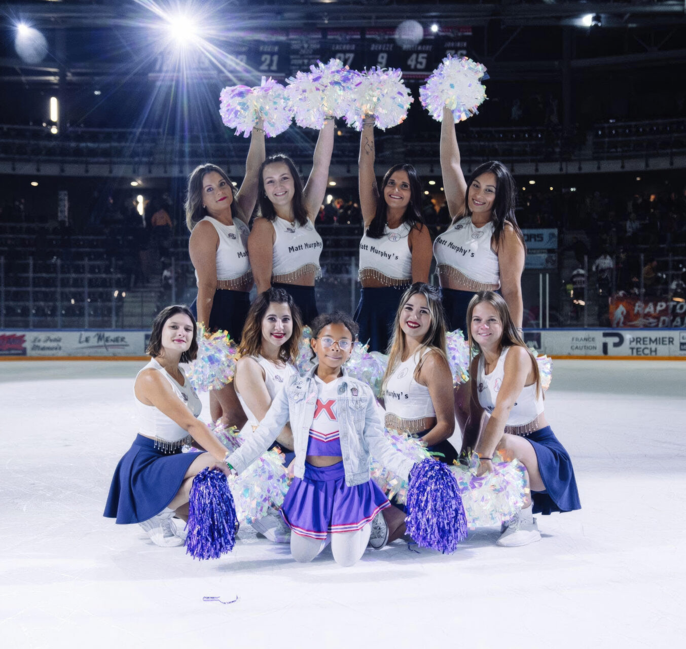 Pompom girls